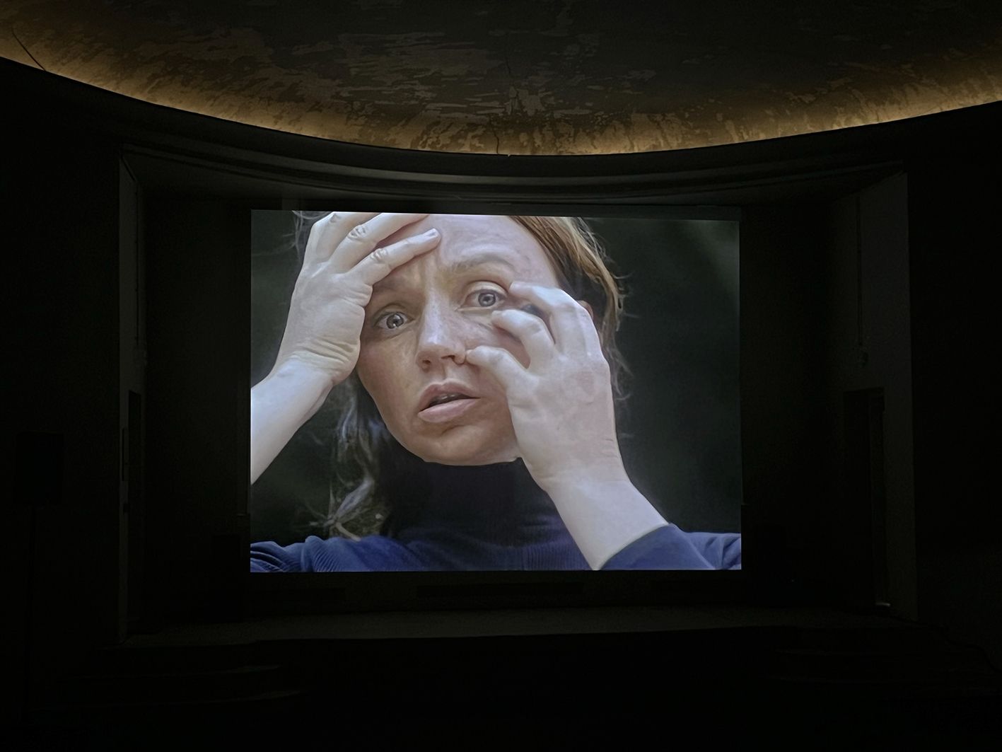 Toutes ces filles couronnées de langues